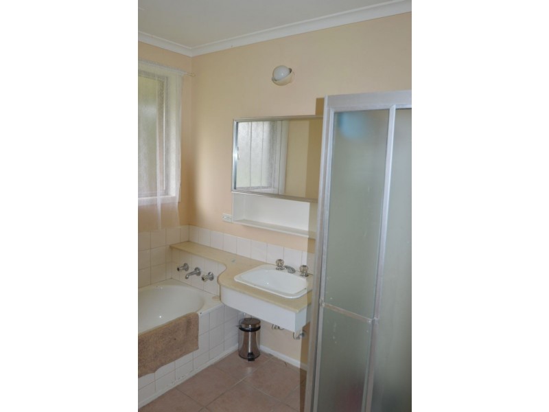 219 Brandon Park Drive, Wheelers Hill VIC 3150