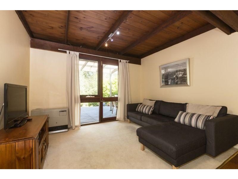 11 Seaton Court, Mount Waverley VIC 3149