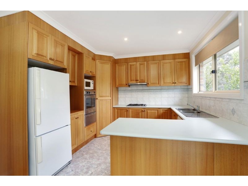 18 Clarke Place, Mount Waverley VIC 3149