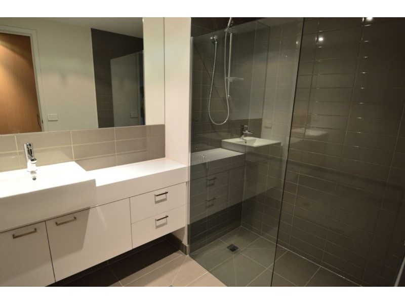 203/175 Kangaroo Road, Hughesdale VIC 3166