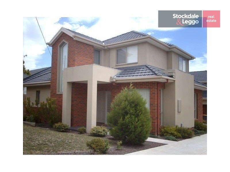 1/11 Fairhills Parade, Glen Waverley VIC 3150