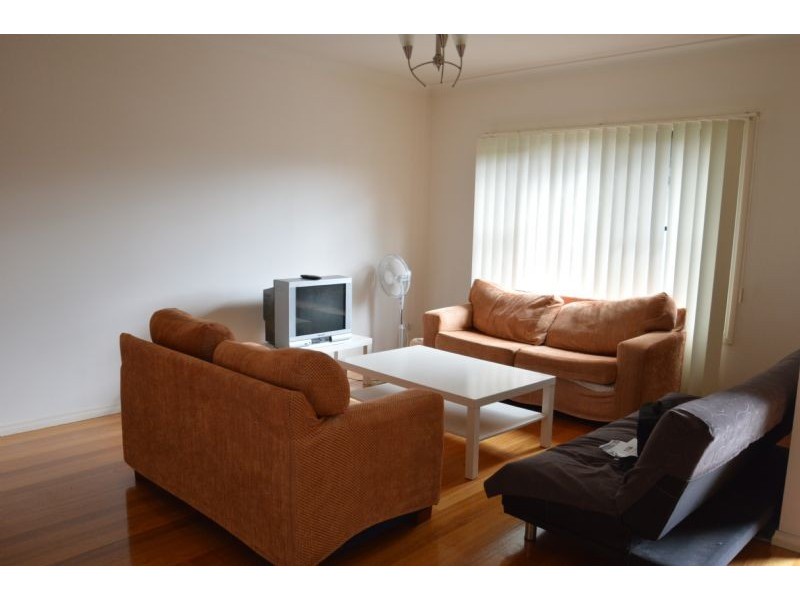 2/28 Leicester Avenue, Glen Waverley VIC 3150