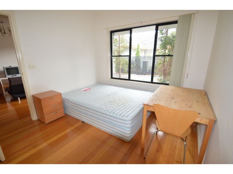 2/28 Leicester Avenue, Glen Waverley VIC 3150