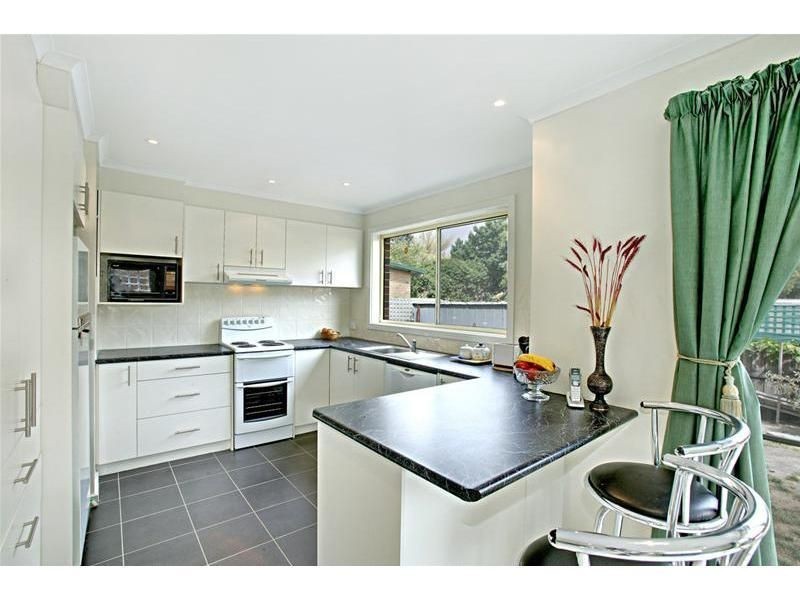 2A Adrian Court, Heathmont VIC 3135