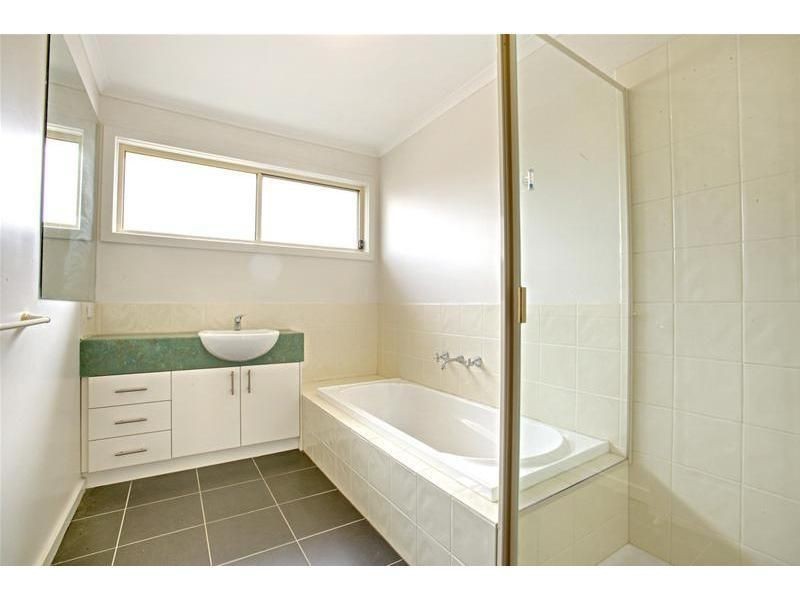 2A Adrian Court, Heathmont VIC 3135