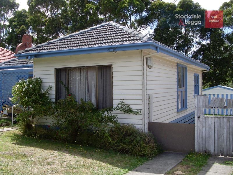 11 Phillip Avenue, Springvale VIC 3171