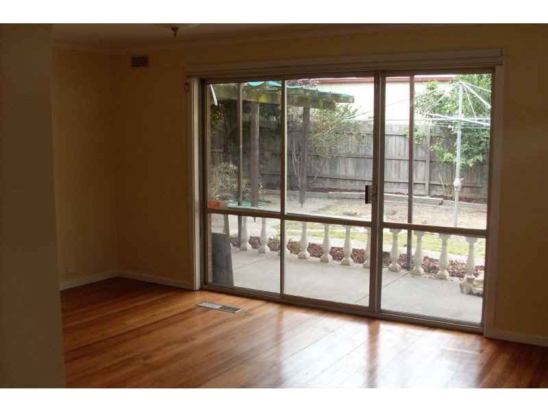 40 Therese Avenue, Mount Waverley VIC 3149