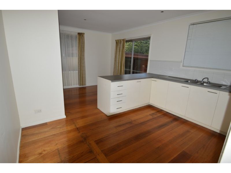 15 Trent Court, Notting Hill VIC 3168