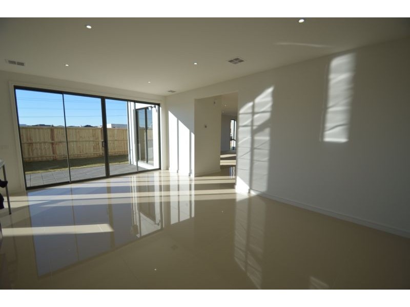 5 Sabina Park Drive, Mulgrave VIC 3170