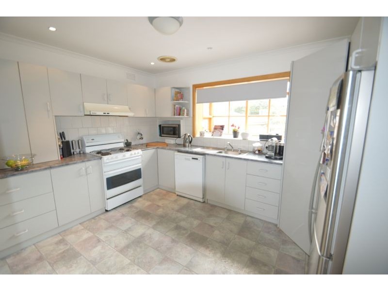 31 Wallabah Street, Mount Waverley VIC 3149