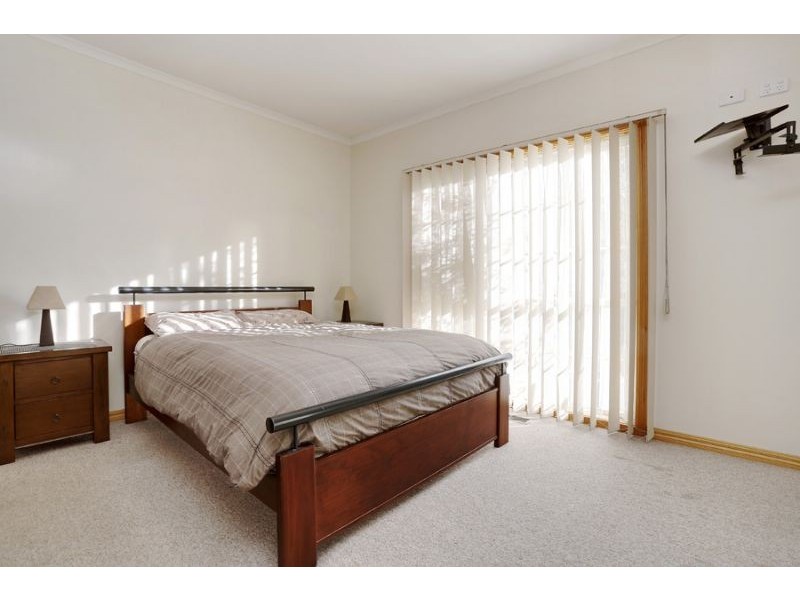 60 Howard Avenue, Mount Waverley VIC 3149