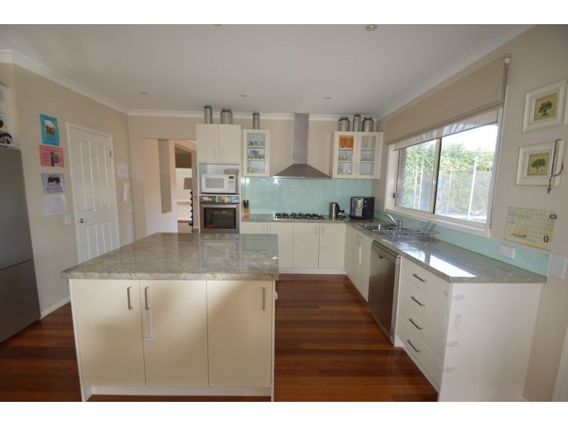 7 Galahad Crescent, Glen Waverley VIC 3150