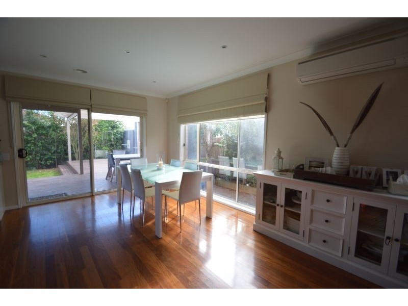 7 Galahad Crescent, Glen Waverley VIC 3150