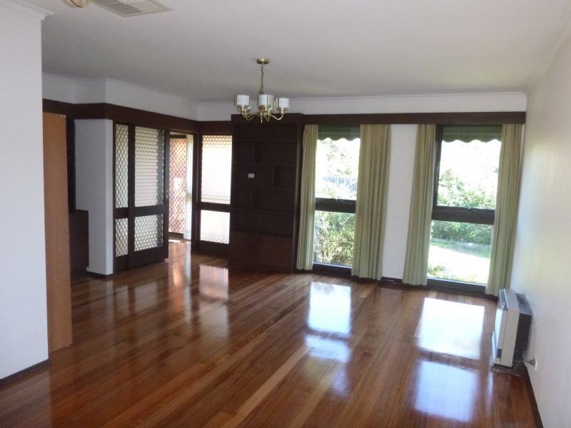 250 Brandon Park Drive, Wheelers Hill VIC 3150