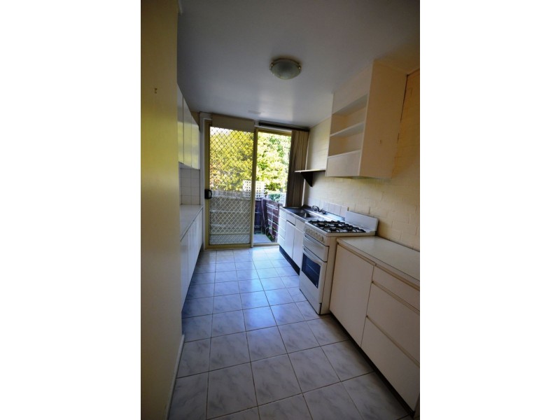 1/7 Carramar Avenue, Glen Waverley VIC 3150