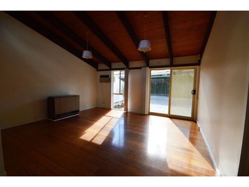 1/7 Carramar Avenue, Glen Waverley VIC 3150