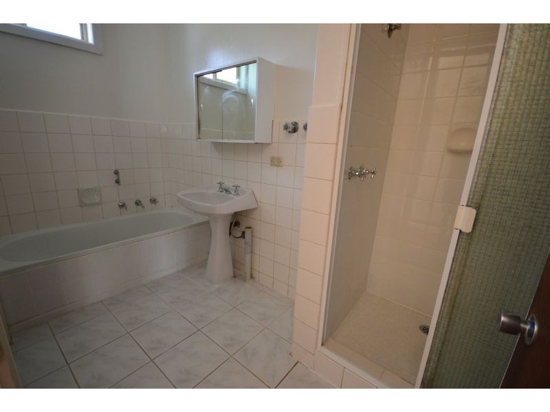 1/7 Carramar Avenue, Glen Waverley VIC 3150