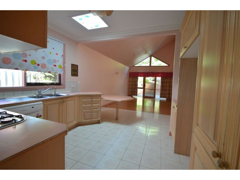 1/40 Danien Street, Glen Waverley VIC 3150