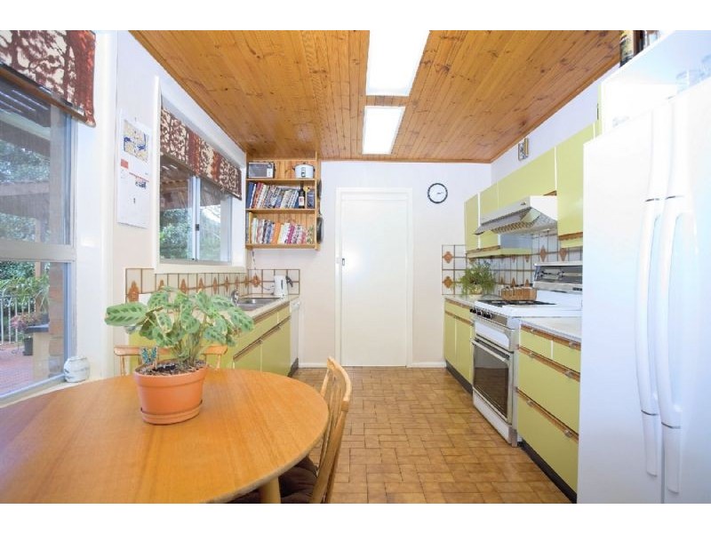 13 Oakern Street, Mount Waverley VIC 3149