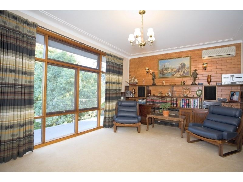 13 Oakern Street, Mount Waverley VIC 3149