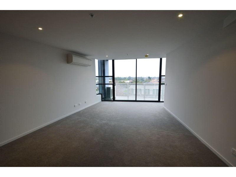 303/175 Kangaroo Road, Oakleigh VIC 3166