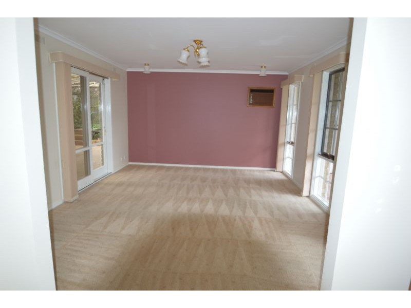 15 Ballina Terrace, Vermont South VIC 3133