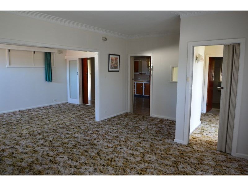 62 Price Avenue, Mount Waverley VIC 3149