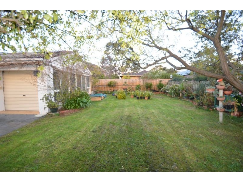 51 Josephine Avenue, Mount Waverley VIC 3149