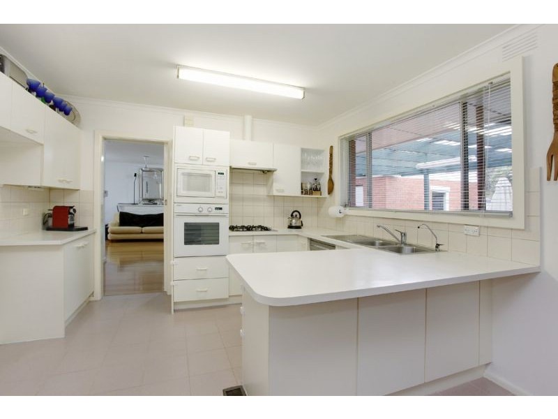 4 Norray Avenue, Mount Waverley VIC 3149