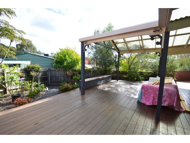 26 LaTrobe Court, Croydon Hills VIC 3136