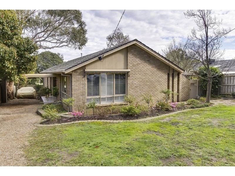 7 Farnham Avenue, Wheelers Hill VIC 3150