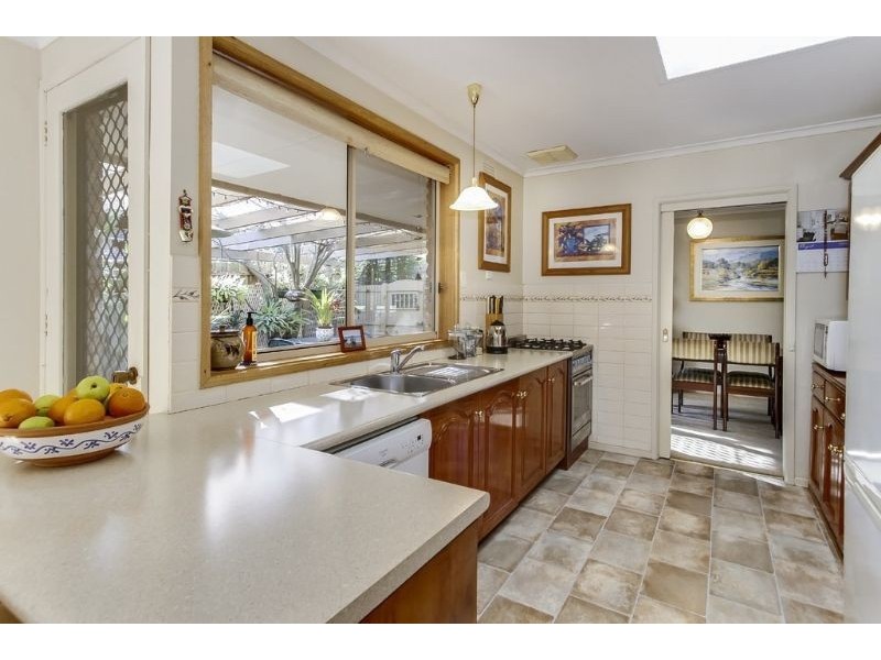 7 Farnham Avenue, Wheelers Hill VIC 3150