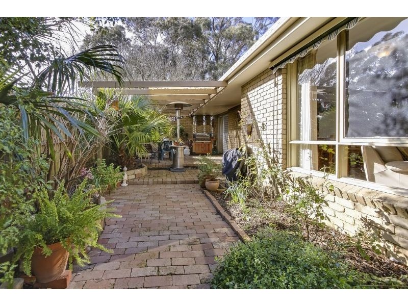 7 Farnham Avenue, Wheelers Hill VIC 3150