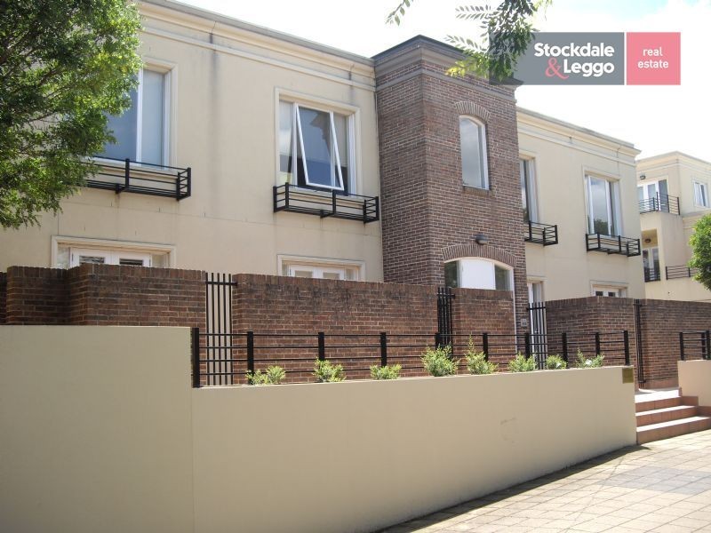 16/912 Glenferrie Road, Kew VIC 3101