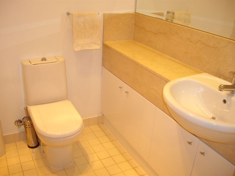 16/912 Glenferrie Road, Kew VIC 3101