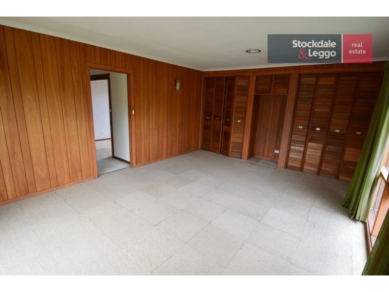 1 Cumberland Court, Glen Waverley VIC 3150