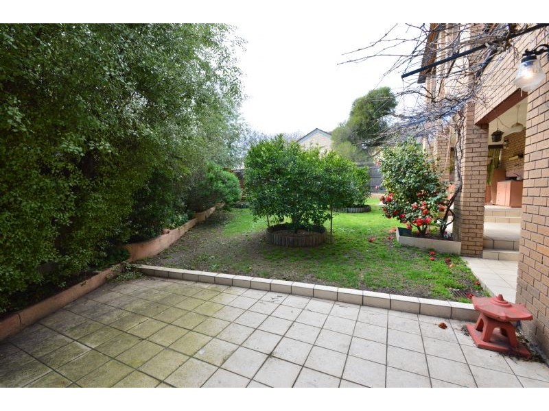 1 Oakern Street, Mount Waverley VIC 3149