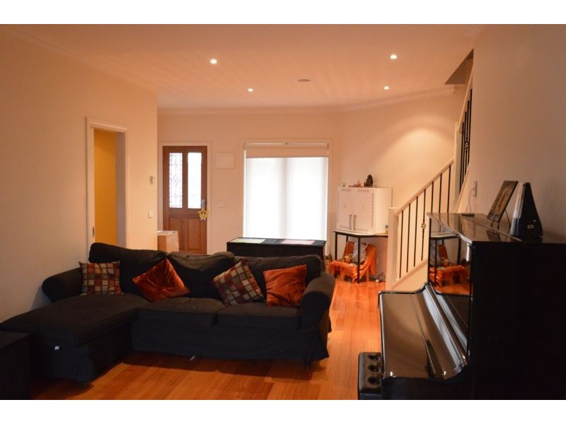 3/2 Kuebler Street, Glen Waverley VIC 3150