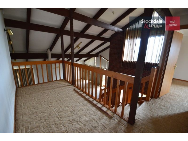 70 Viewmount Road, Glen Waverley VIC 3150