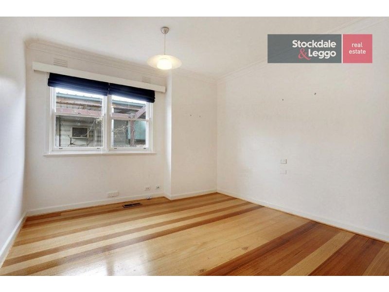 16 Imperial Avenue, Mount Waverley VIC 3149