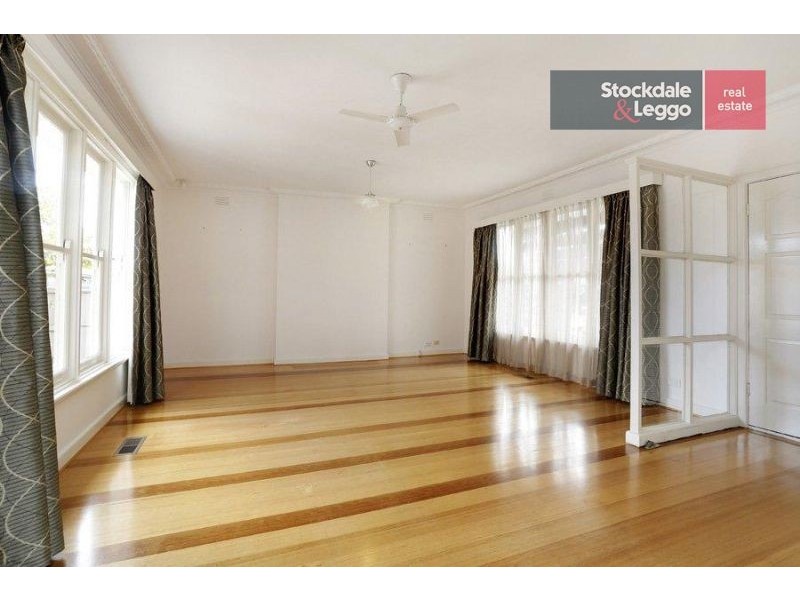 16 Imperial Avenue, Mount Waverley VIC 3149