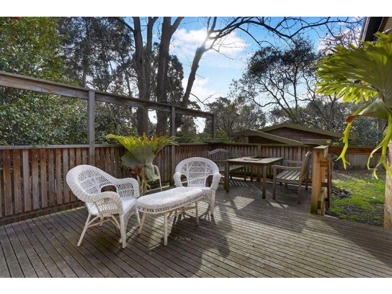 3 Kalmia Avenue, Mount Waverley VIC 3149