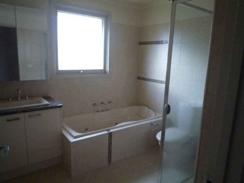 1/124 Wanda Street, Mulgrave VIC 3170