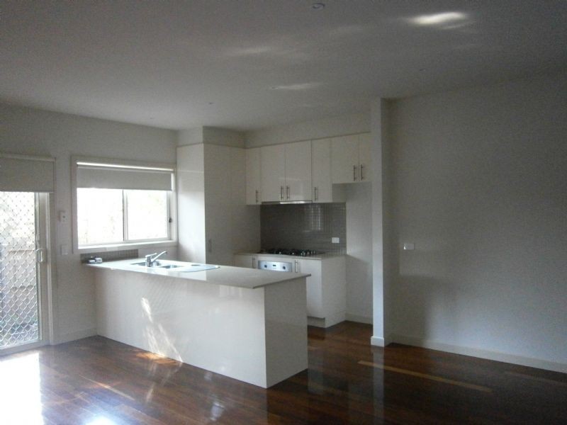 2/14 Danien Street, Glen Waverley VIC 3150