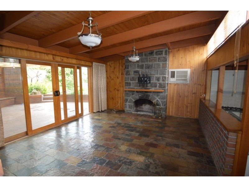 7 Chatswood Close, Glen Waverley VIC 3150