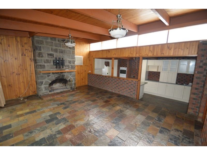 7 Chatswood Close, Glen Waverley VIC 3150