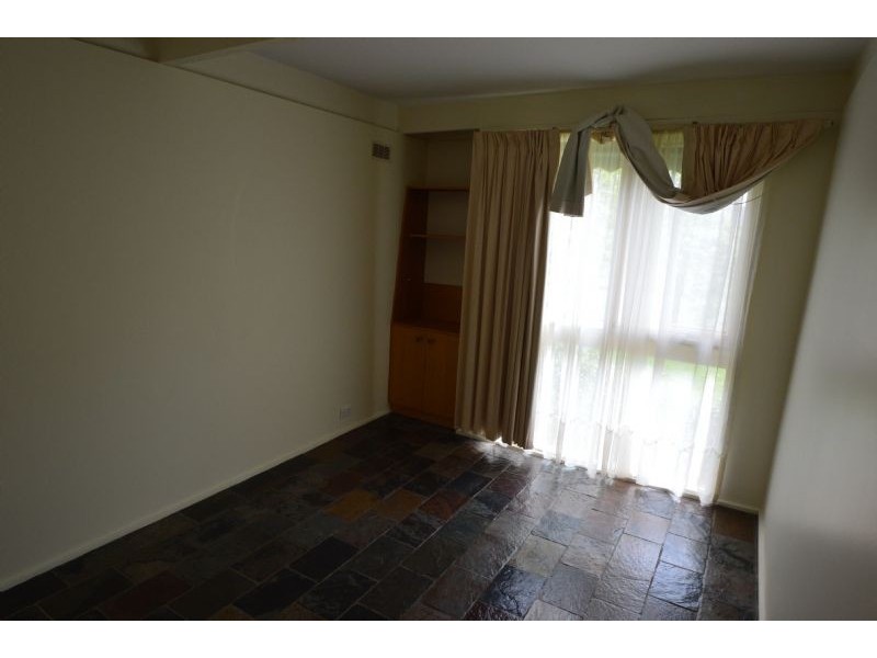 7 Chatswood Close, Glen Waverley VIC 3150