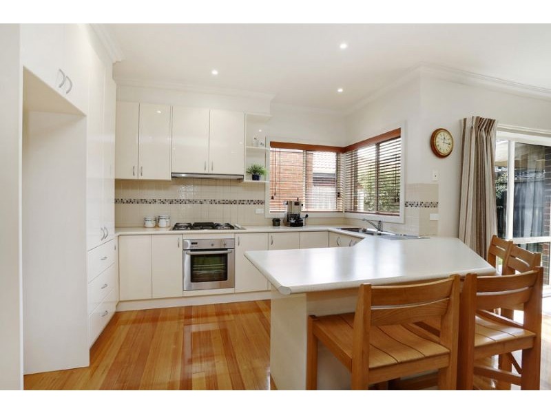 4/9-11 Woolert Street, Ashwood VIC 3147
