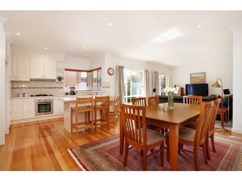 4/9-11 Woolert Street, Ashwood VIC 3147