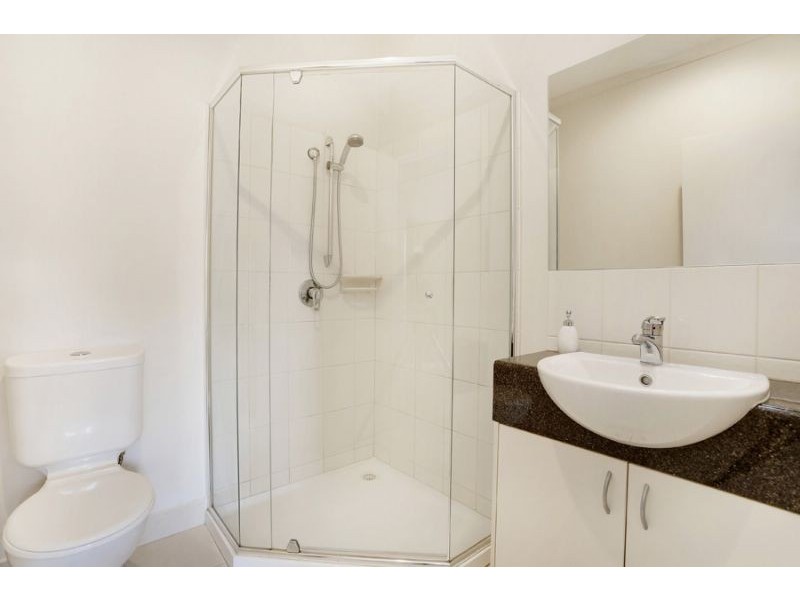 4/9-11 Woolert Street, Ashwood VIC 3147